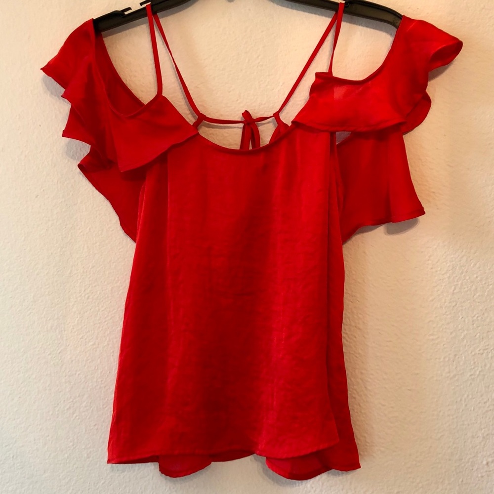 BP, off the shoulder, silk tank